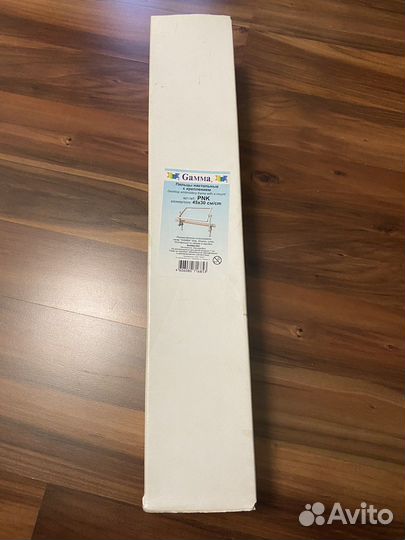 Пяльцы настольные с креплениями