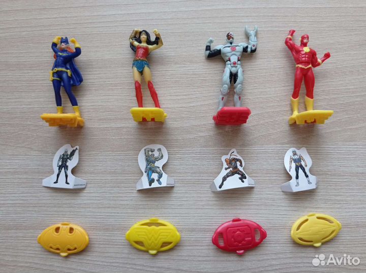 Игрушки из киндера, разные серии