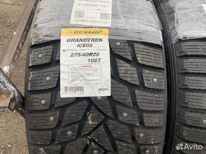 Dunlop Grandtrek Ice 02 275/40 R20 и 315/35 R20 106T