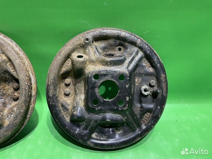 Щит опорный задний Renault Logan 2 Sandero Duster