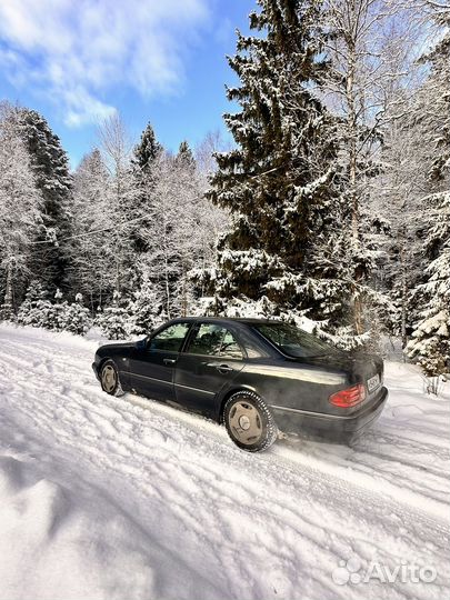 Mercedes-Benz E-класс 2.4 AT, 1998, 190 000 км