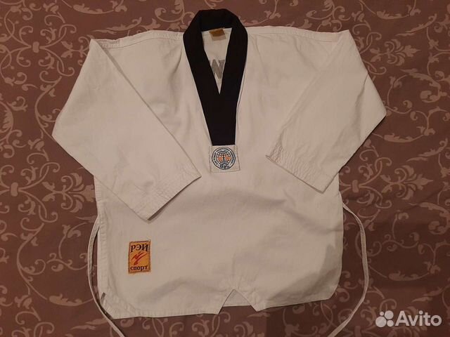 Костюм для тхэквандо