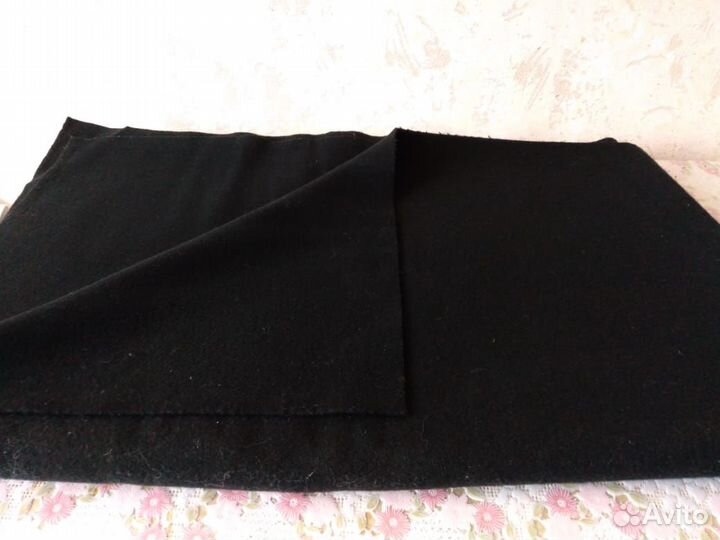 Отрез ткани шерсть