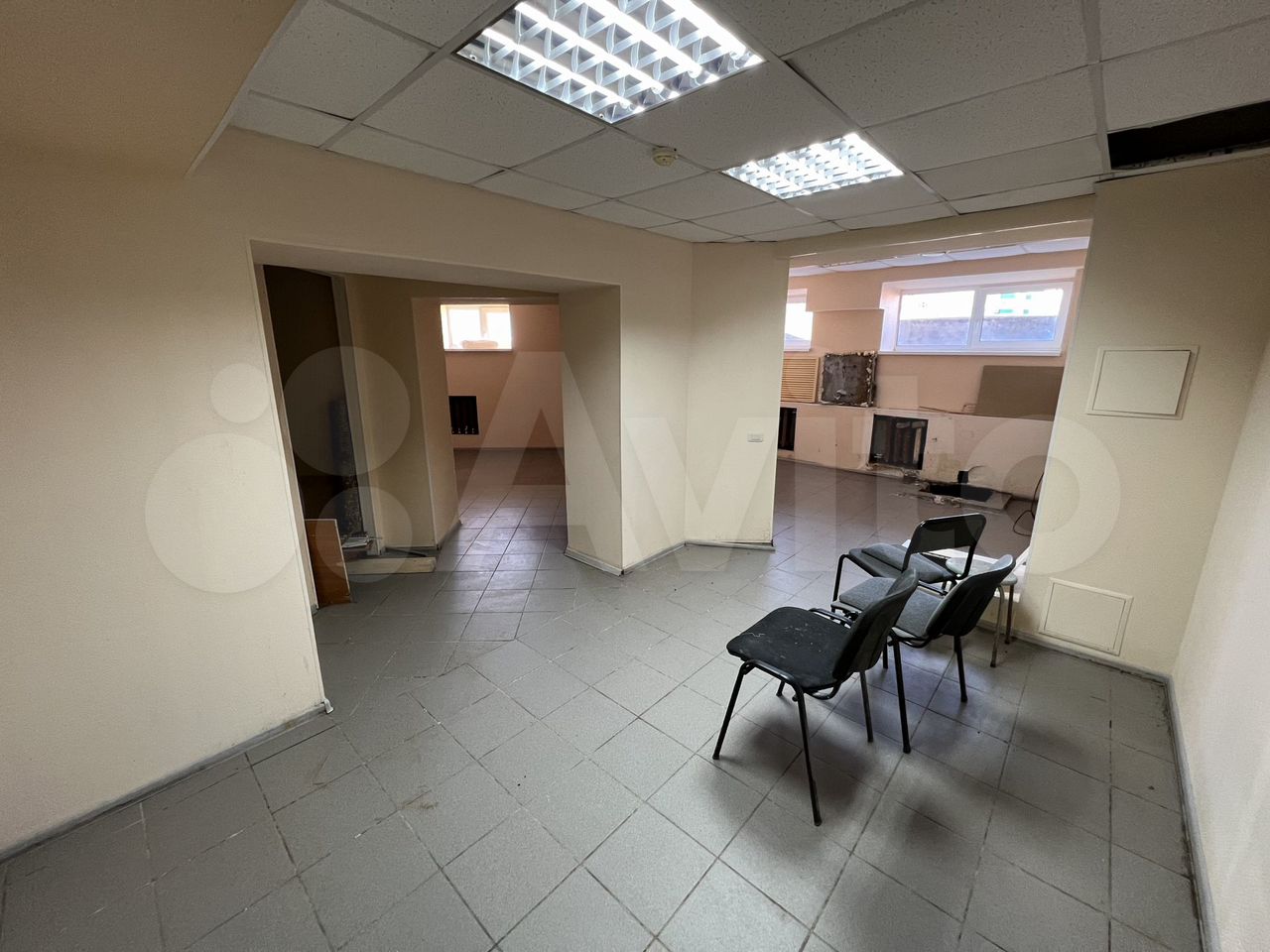 Нежилое помещение, 356 м²