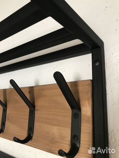 Вешалка настенная в прихожую