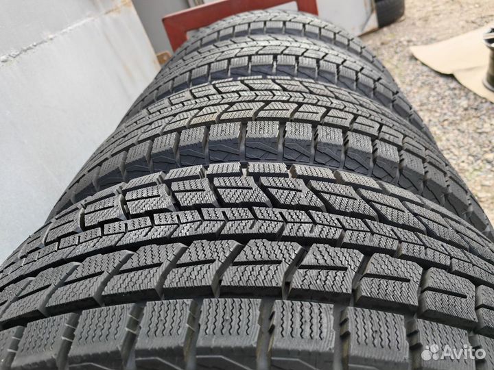 Dunlop Winter Maxx SJ8 235/55 R19