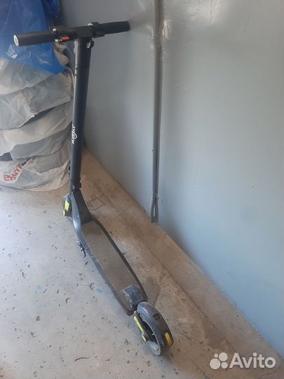 Самокат взрослый электрический бу