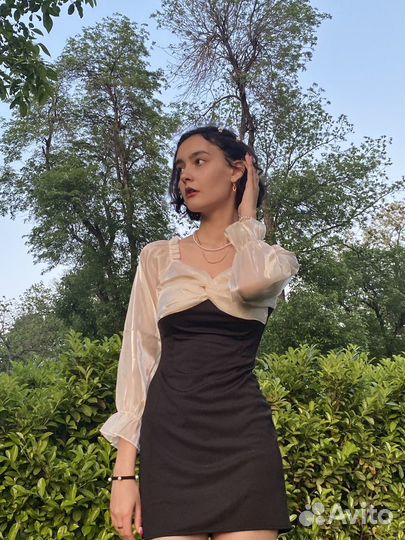 Черное платье