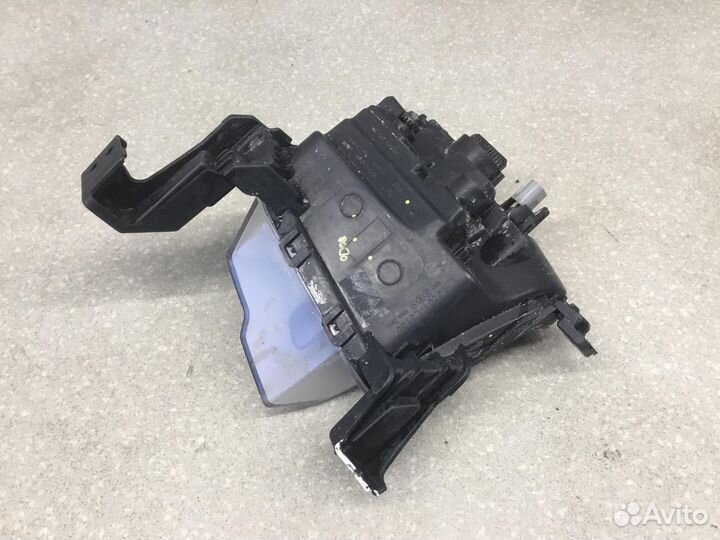 Фара противотуманная левая Kia K5 2020