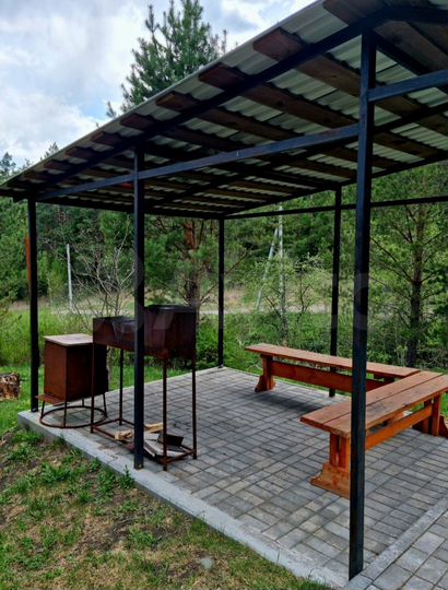 Коттедж 300 м² на участке 100 сот.