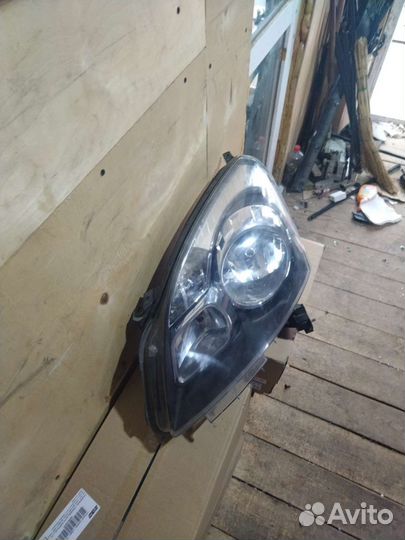 Фара левая Renault Koleos 2010г