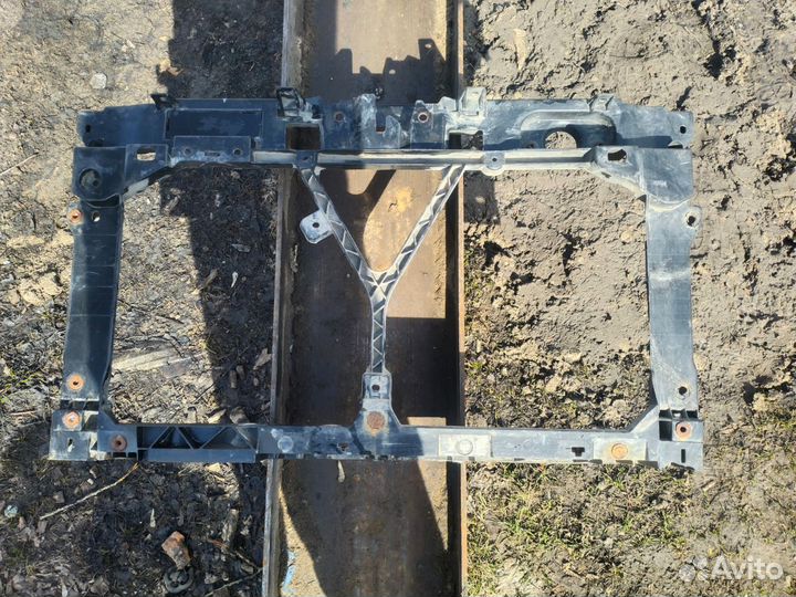 Передняя панель телевизор на mazda 3