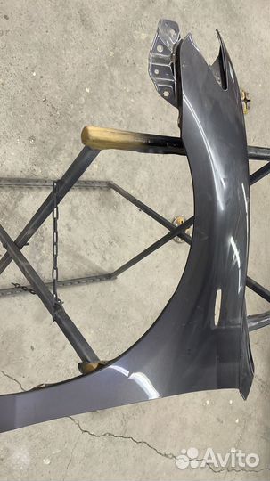 Продам два передних крыла от Тойота Камри 2008 б/у