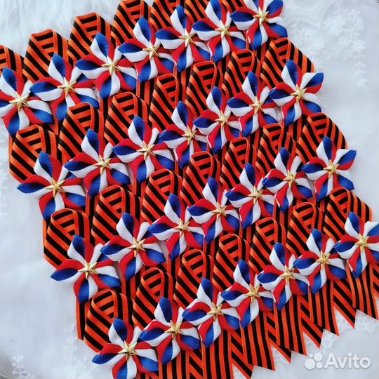 Георгиевская лента, брошь