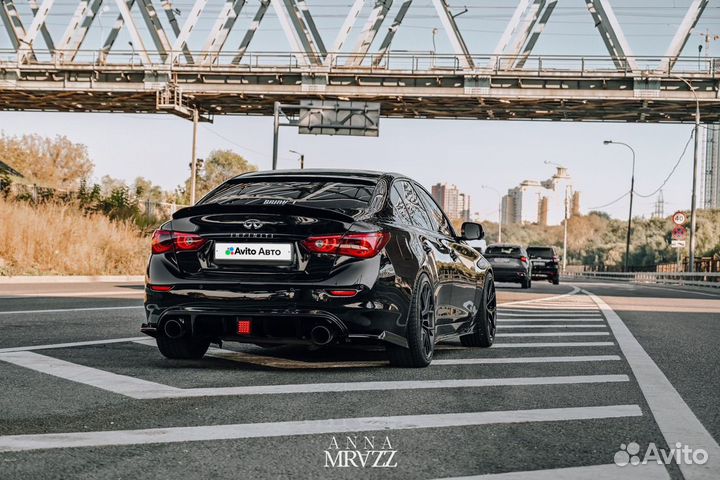 Infiniti Q50 2.0 AT, 2014, 200 000 км