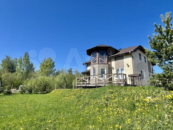 Дом 154 м² на участке 9,5 сот.