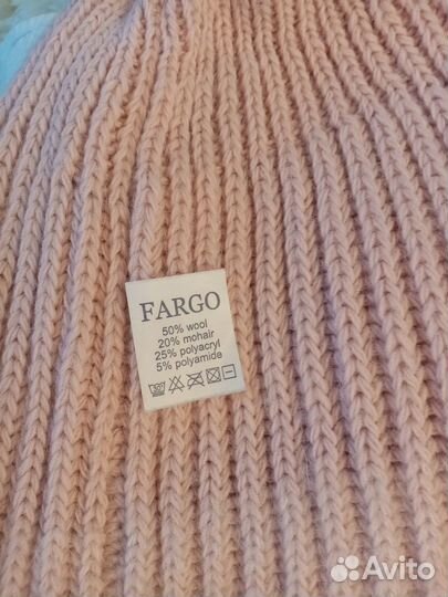 Шапка женская вязаная