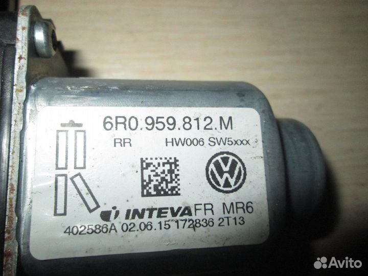 Моторчик стеклоподъемника задний правый