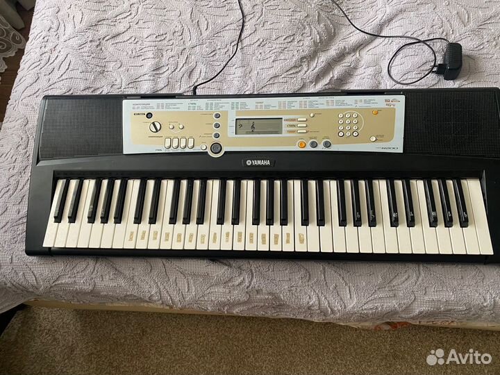 Синтезатор yamaha psr r200