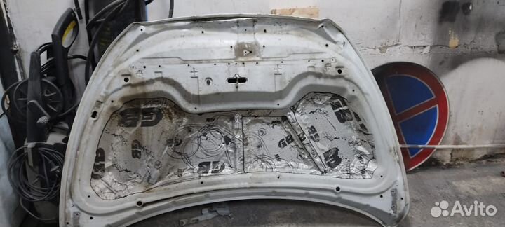 Капот на hyundai