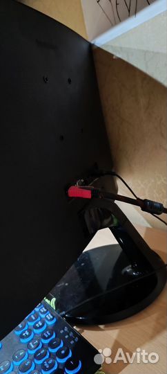 Монитор Samsung c24f390fhi