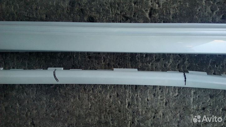 Накладка порога правая Lexus LX с 2015 года