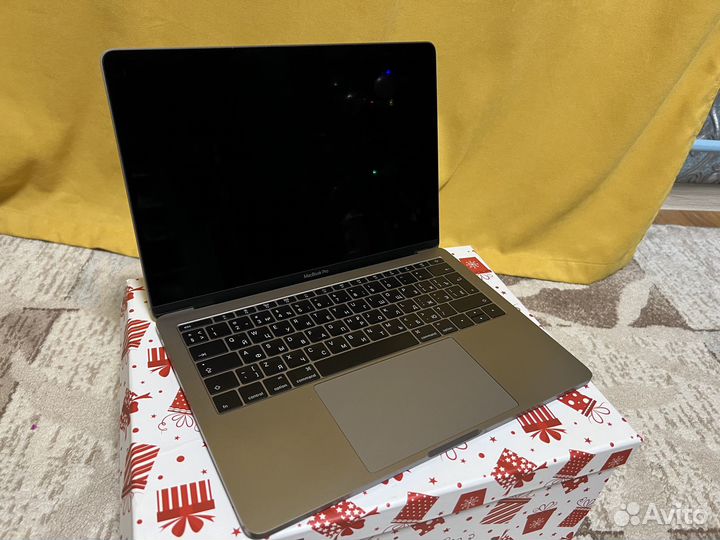 Macbook pro 13 1708