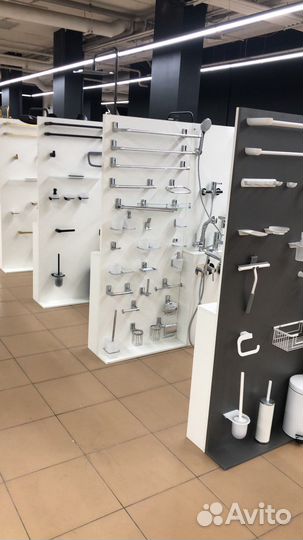 Стенды под сантехнику и аксисуарв