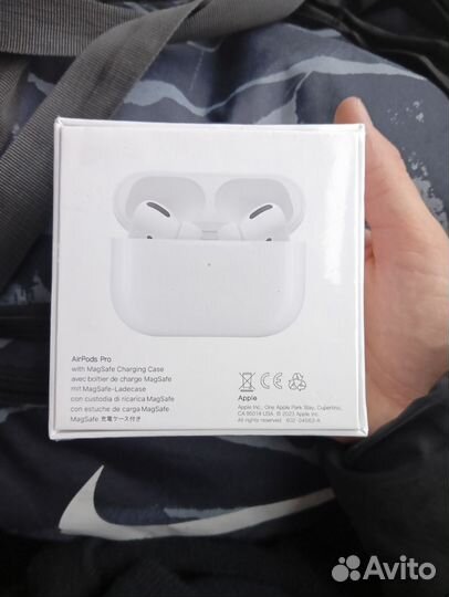 Наушники airpods