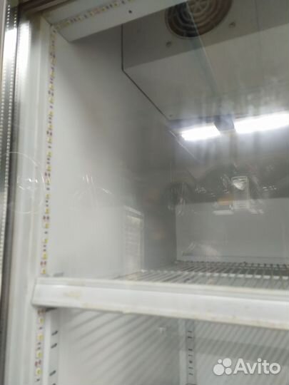 Холодильная витрина бу