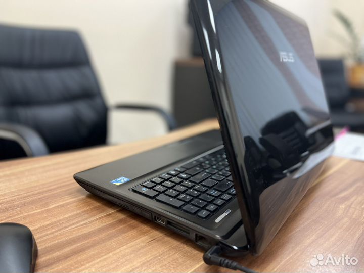 Ноутбук asus k52j i5 SSD