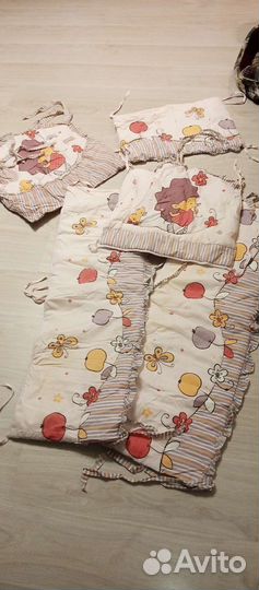 Мягкие бортики для детской кроватки