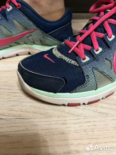 Кроссовки nike женские 38