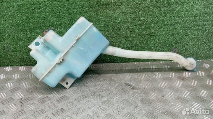 Бачок омывателя Infiniti Fx45