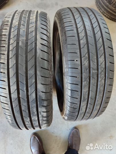 Bridgestone Alenza 001 225/65 R17