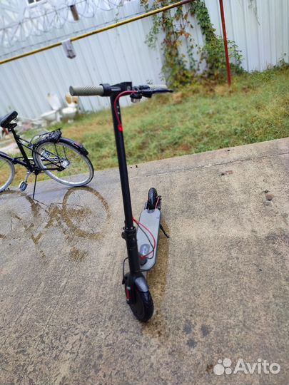 Електроный самокат