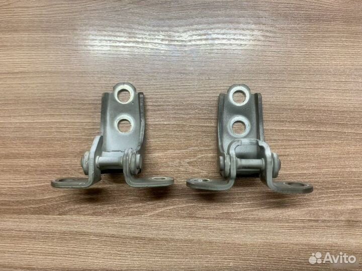 Петли дверей Honda Civic 9 FD 2006-2011