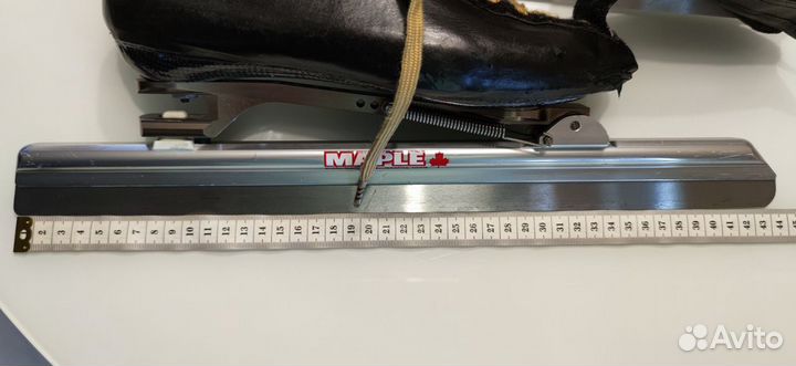 Конькобежные коньки