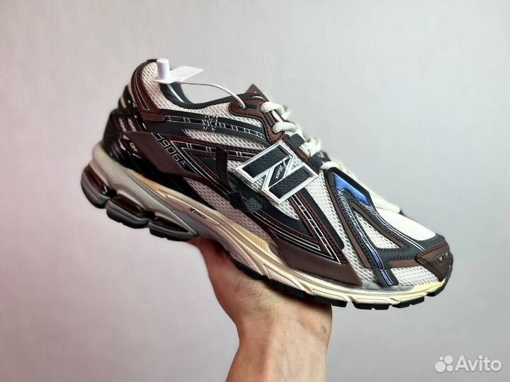 Кроссовки New Balance 1906