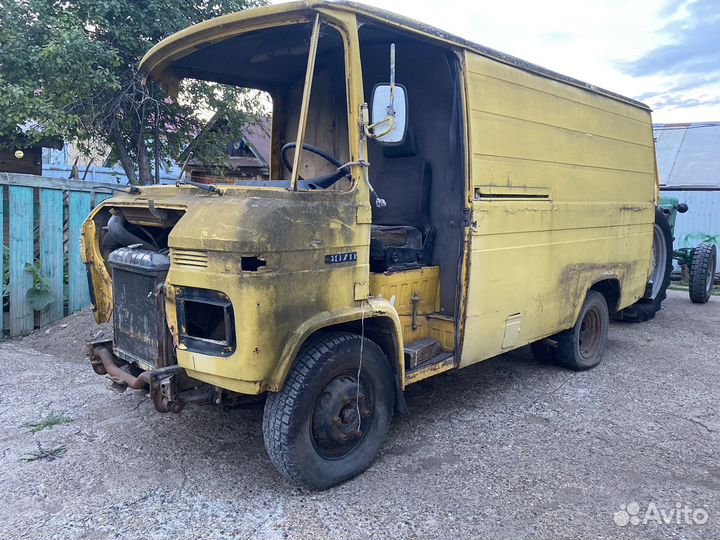 Запчасти на mercedes sprinter