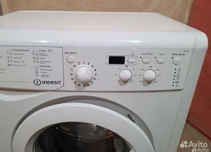 Стиральная машина indesit 5кг