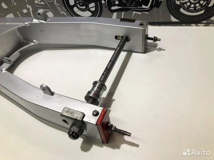 Маятник Kawasaki ZZR 600-1 1992г