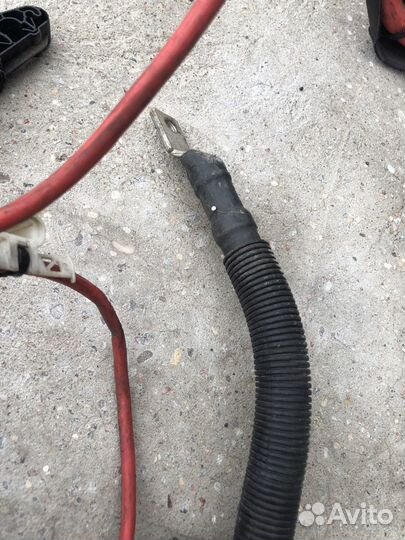 Плюсовой кабель бмв е70 е71 х5 х5 3.0d