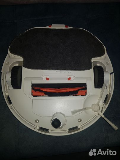 Робот пылесос