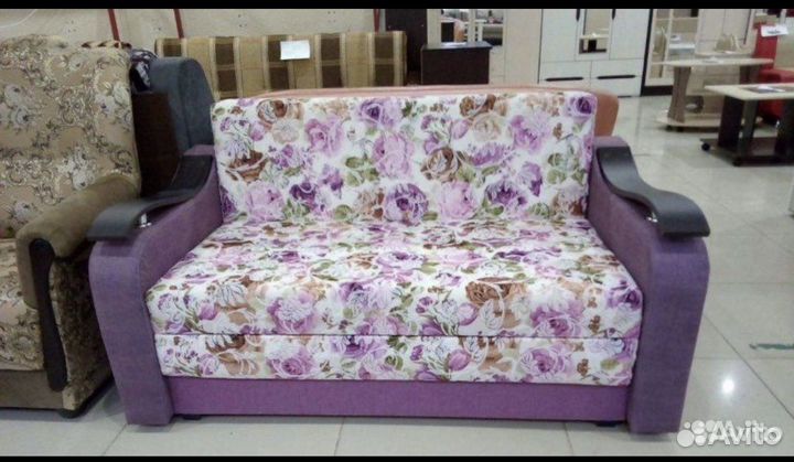 Диван чебурашка