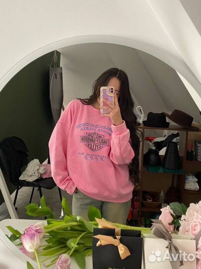 Свитшот женский оверсайз
