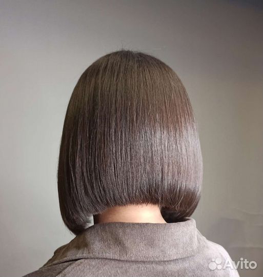 Парикмахер-стилист/Стрижки каре