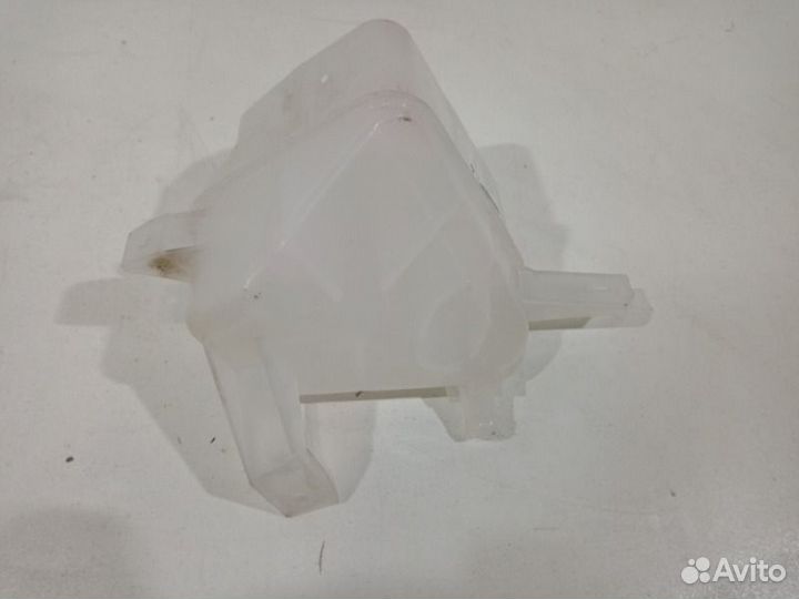 Бачок омывателя LADA Granta 2190 2012