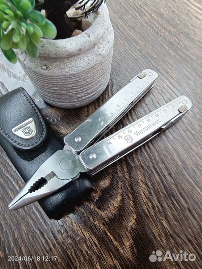 Мультитул Victorinox Swisstool X 3.0338.L