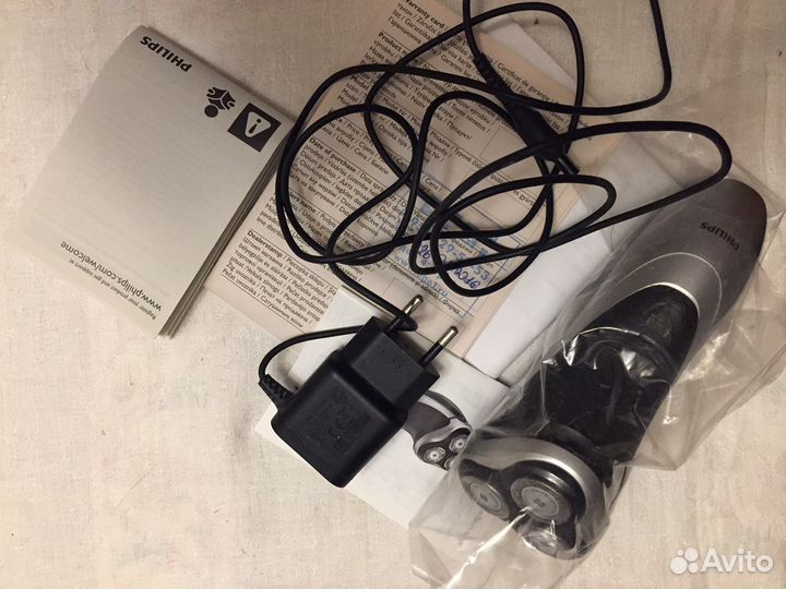 Бритва электрическая philips PT 860